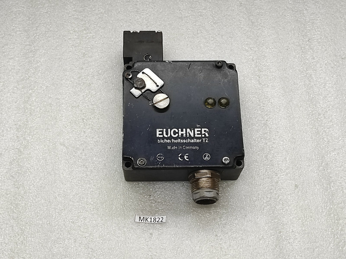 EUCHNER TZ2LE024SR6 SAFETY SWITCH TZ 24V AC/DC