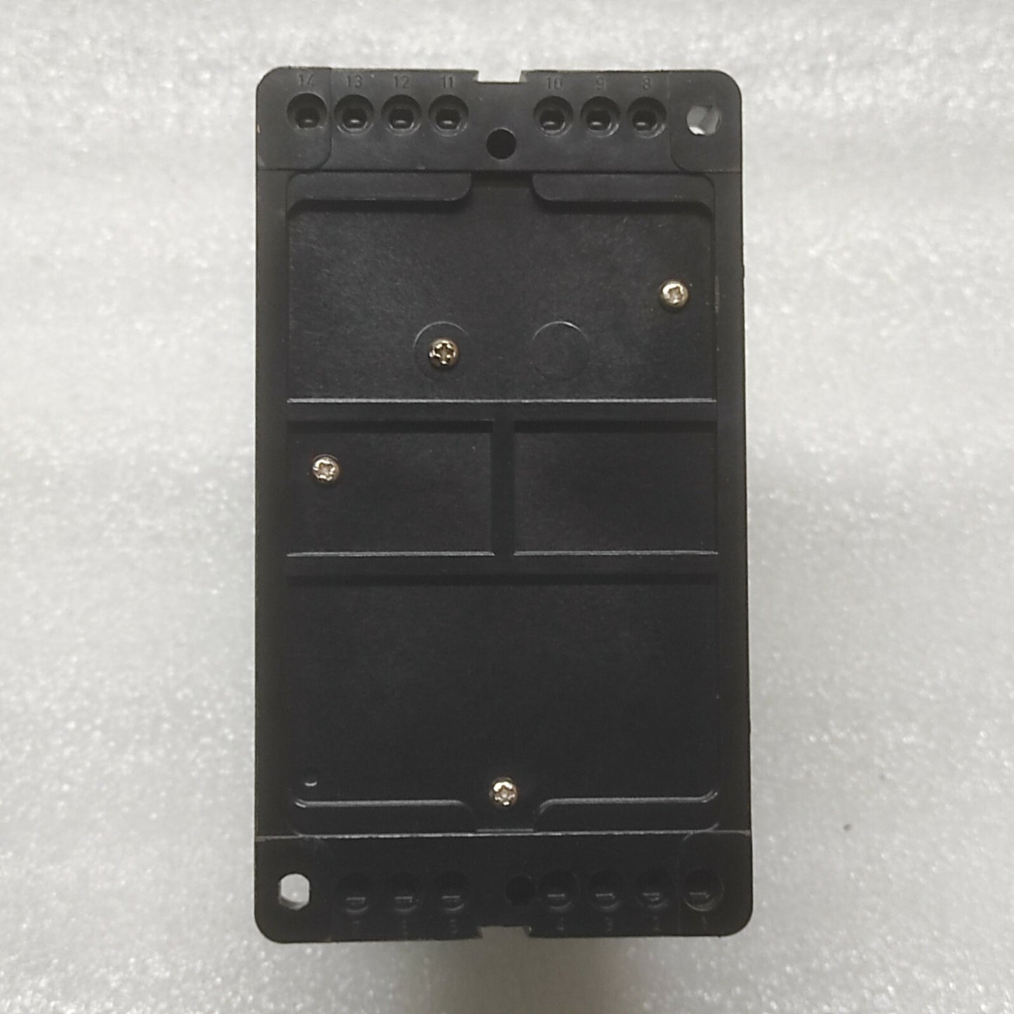 SCHLEICHER MZ 54 TIME RELAY 01111894-23 220V 0.15S-30H MZ54SGZ8