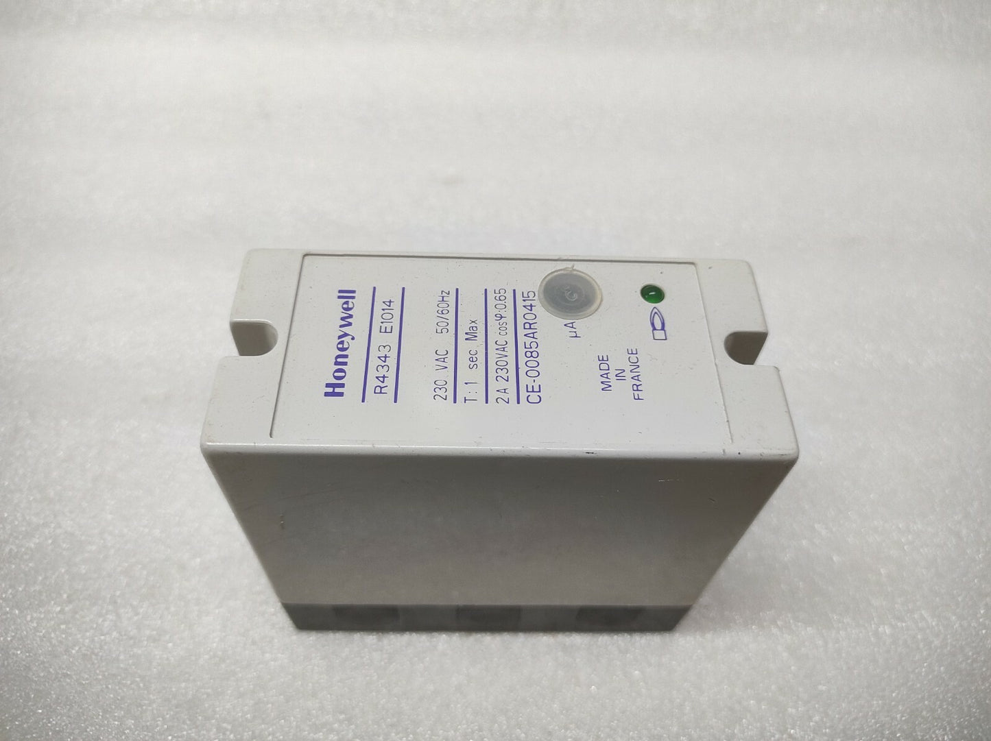 HONEYWELL R4343-E1014 FLAME RELAY 230VAC