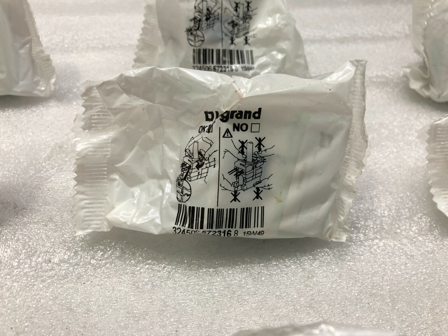 LEGRAND 572316 RJ45 SOCKET LOT OF 5 UNIT
