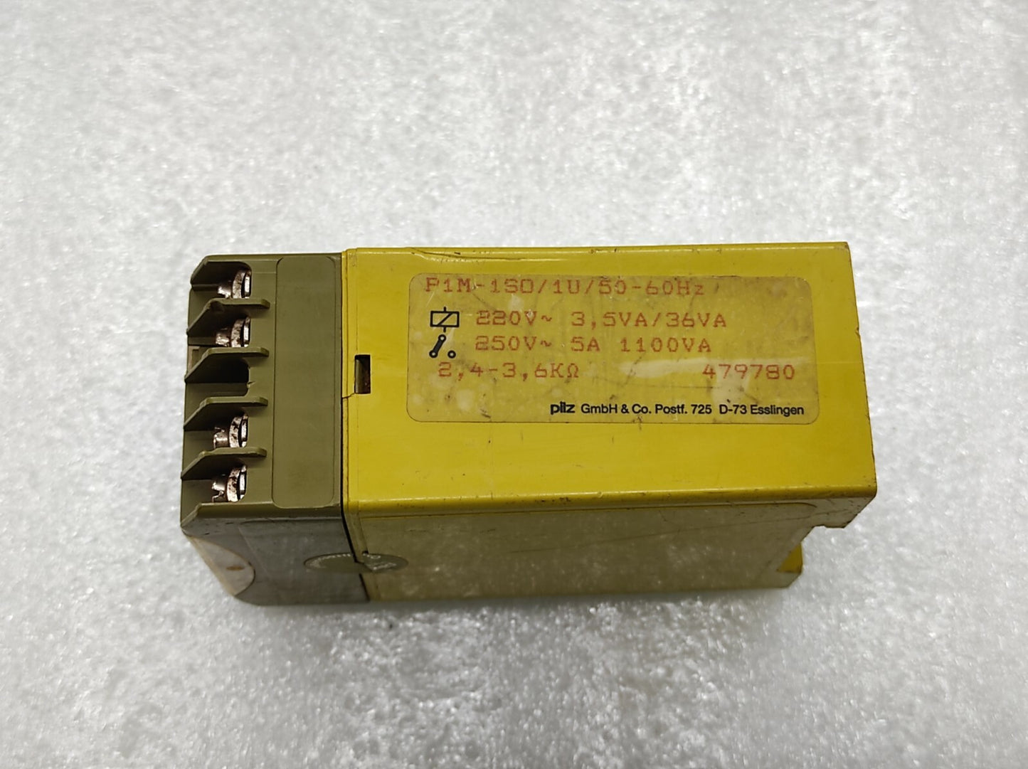PILZ P1M-1SO SAFETY RELAY 16743 220V