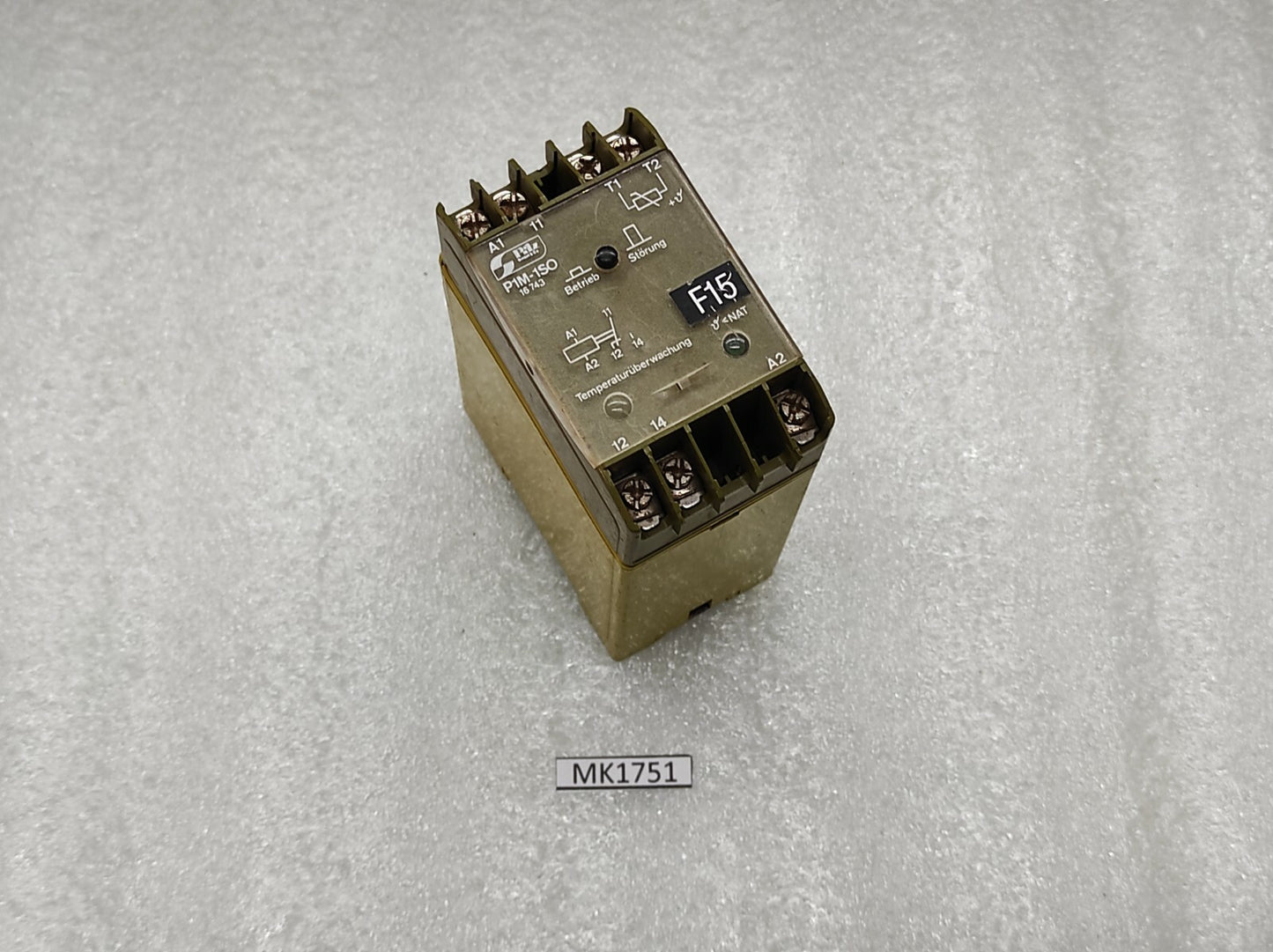 PILZ P1M-1SO SAFETY RELAY 16743 220V