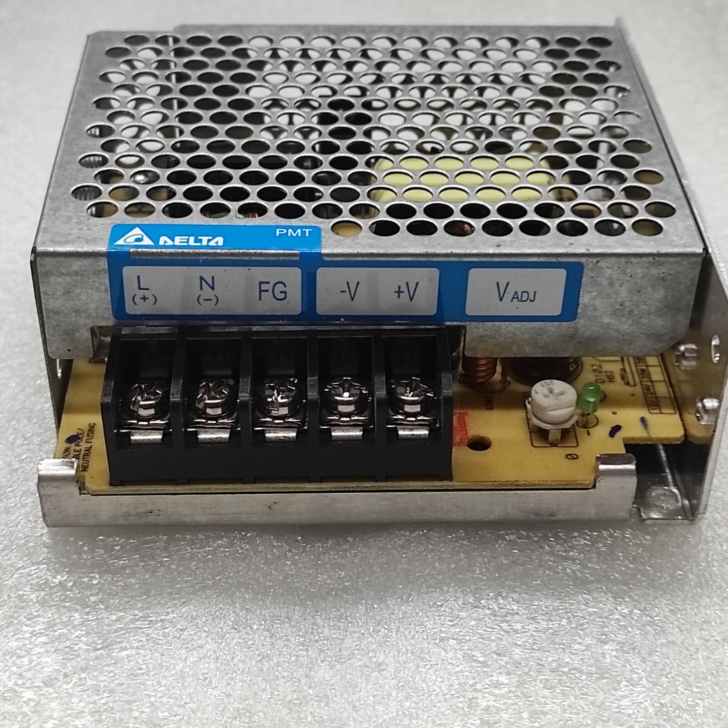 DELTA ELECTRONICS PMT-24V35W1AA POWER SUPPLY 24VDC 1.46A