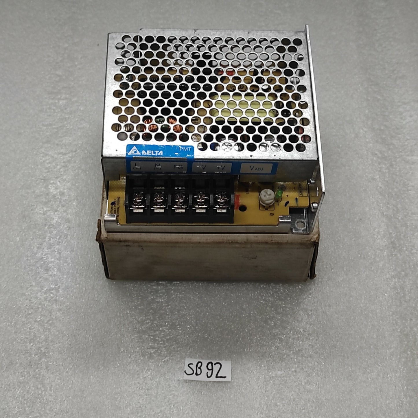 DELTA ELECTRONICS PMT-24V35W1AA POWER SUPPLY 24VDC 1.46A