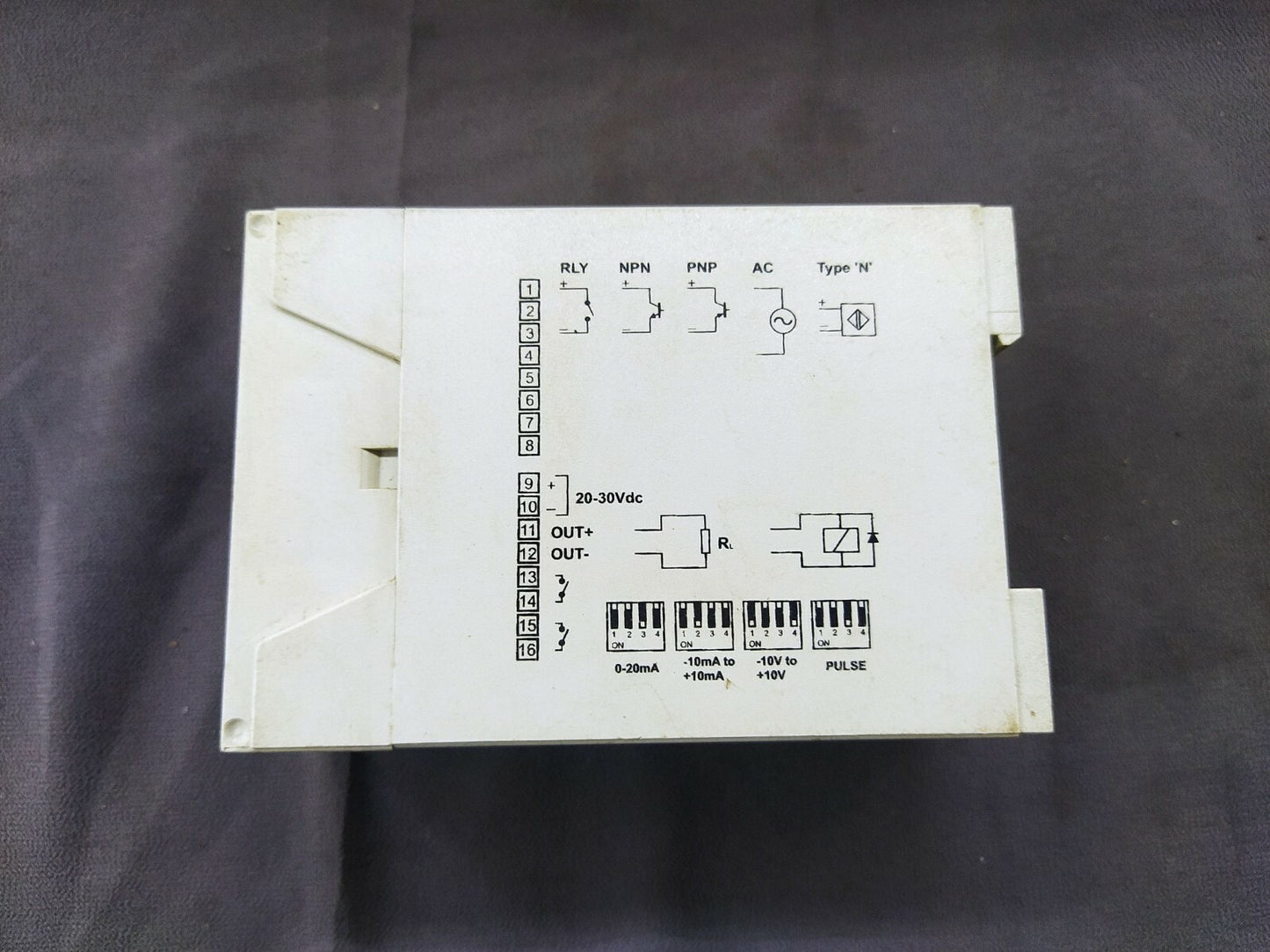 Omniflex C2469B Omniterm THT Frequency Transmitter 6.1104.005 Series B 6-1104-00