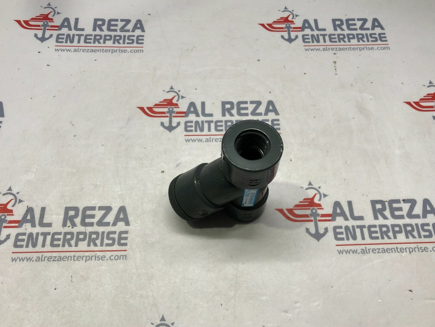 HAYWARD YS10050T 1/2" PVC Y-STRAINER THREADED LOT OF 2 UNIT