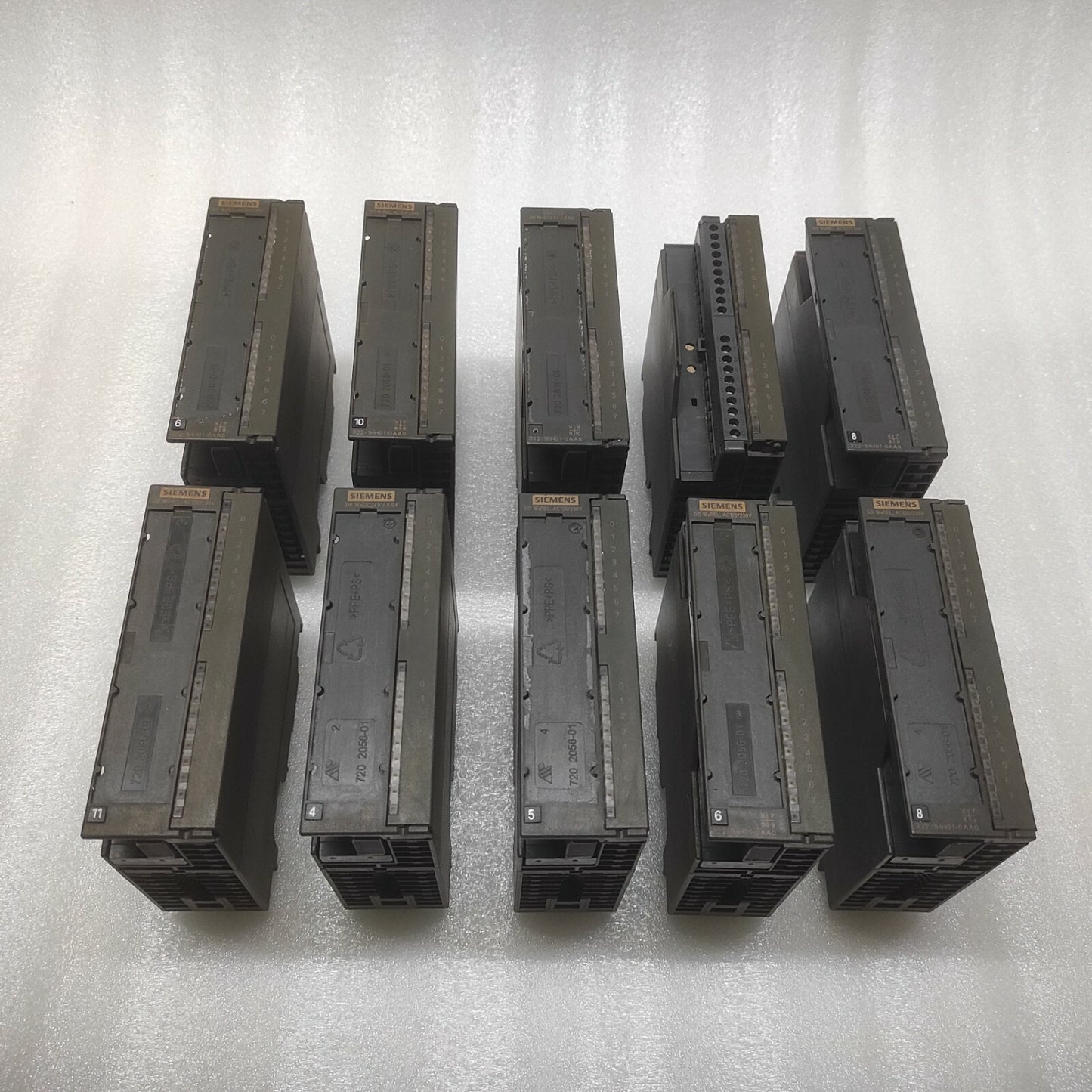 SIEMENS 6ES7 322-1HH01-0AA0 INPUT MODULE