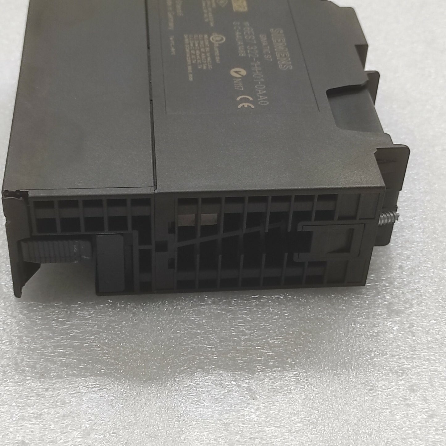 SIEMENS 6ES7 322-1HH01-0AA0 INPUT MODULE