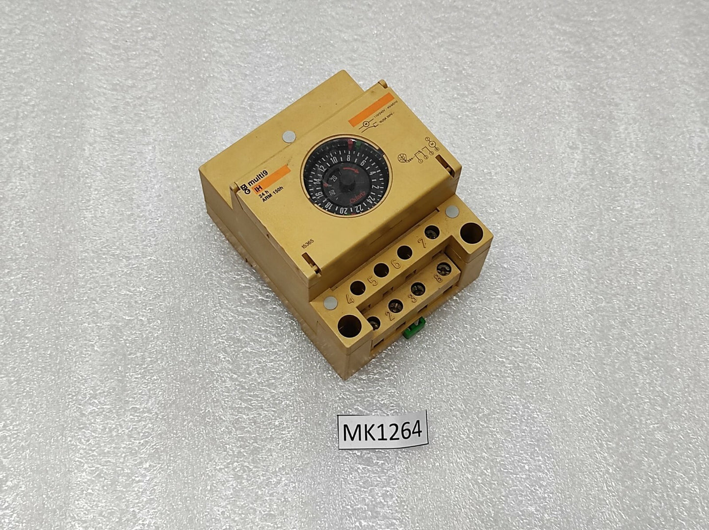 SE 15365 MULTI9 MECHANICAL SWITCH 24H ARM 150H 100-240V