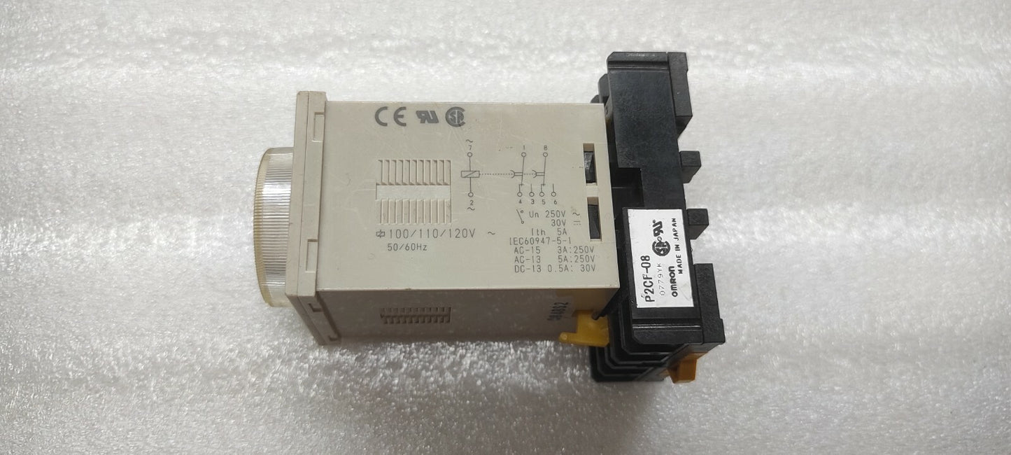 OMRON H3CR-H8L TIMER REAY 100-120VAC LOT OF 4  UNIT