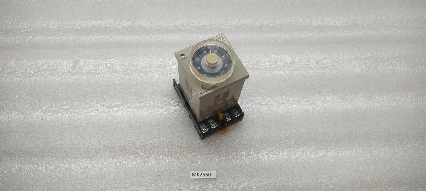 OMRON H3CR-H8L TIMER REAY 100-120VAC LOT OF 4  UNIT