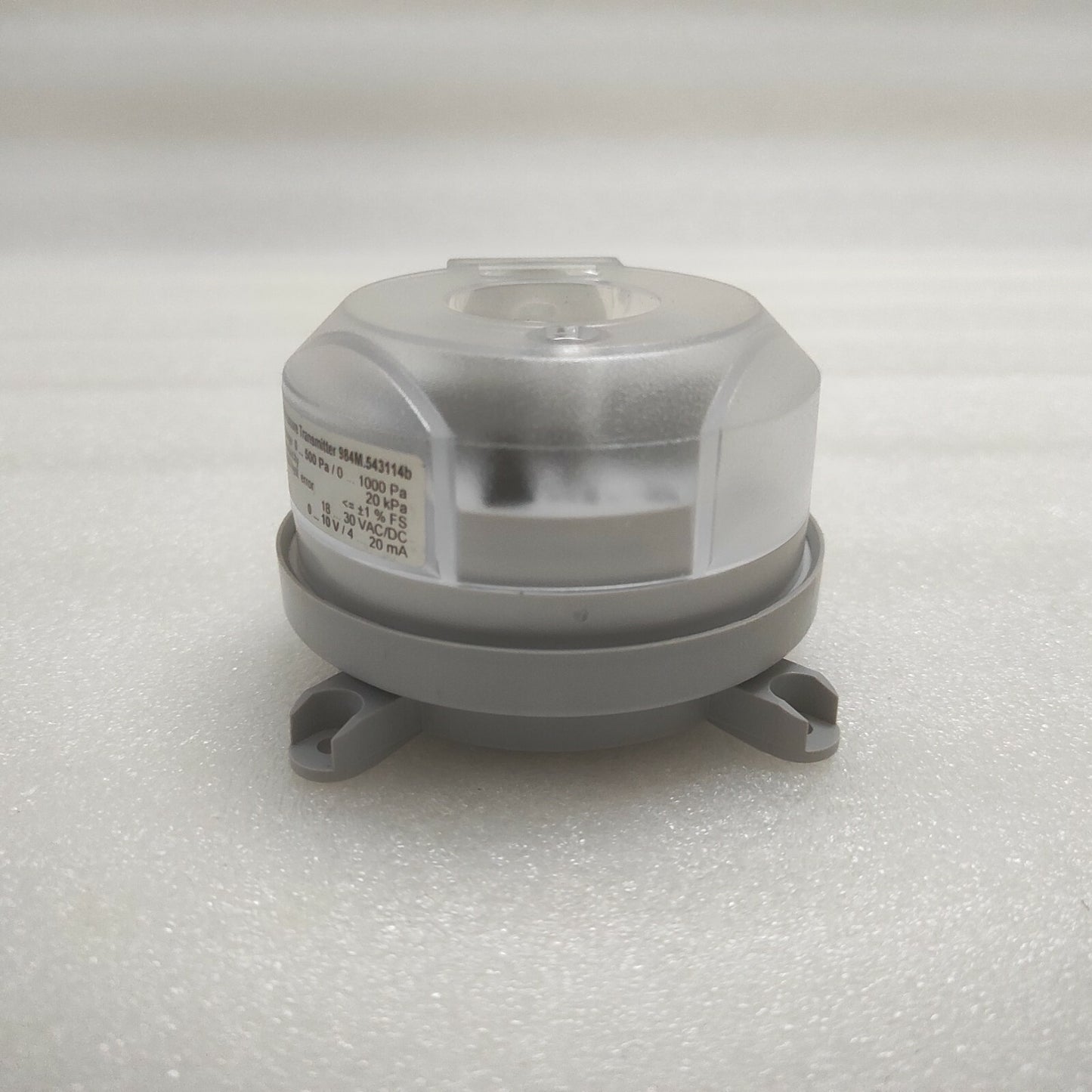 SAUTER 984M.543114B4 DIFFERENTIAL PRESSURE TRANSMITTER  18-30VAC/DC