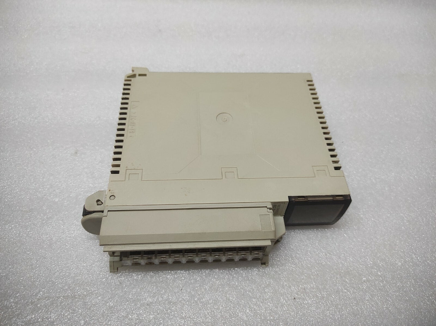 SE TSXDEY16D2 DISCRETE INPUT MODULE