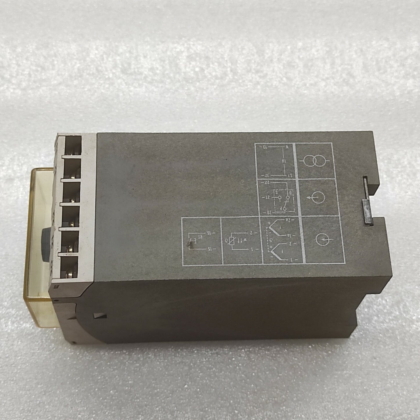 JUMO STBOW-54/10 TEMPERATURE CONTROLLER 97001997 0-400'C 220VAC
