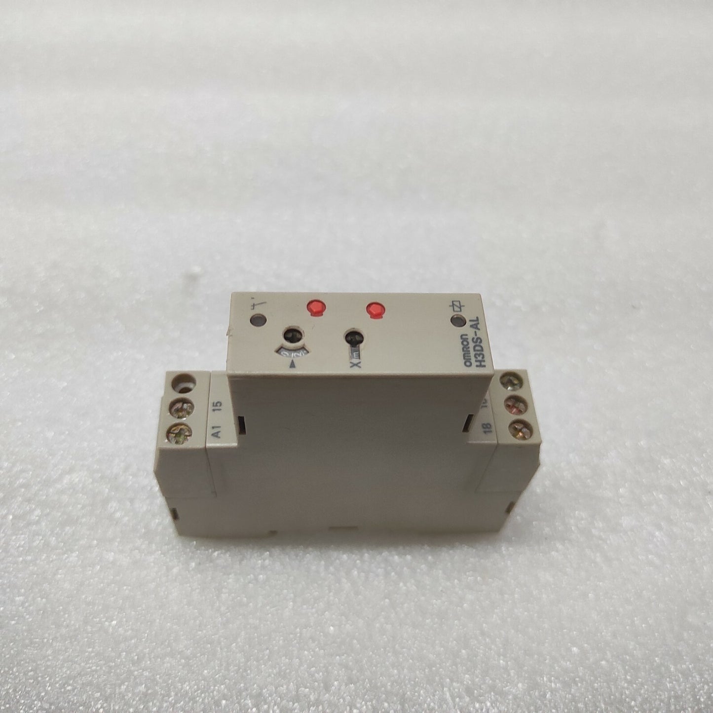 OMRON H3DS-AL SOLID STATE TIMER 0.1S-120H 24-230VAC/24-48VDC