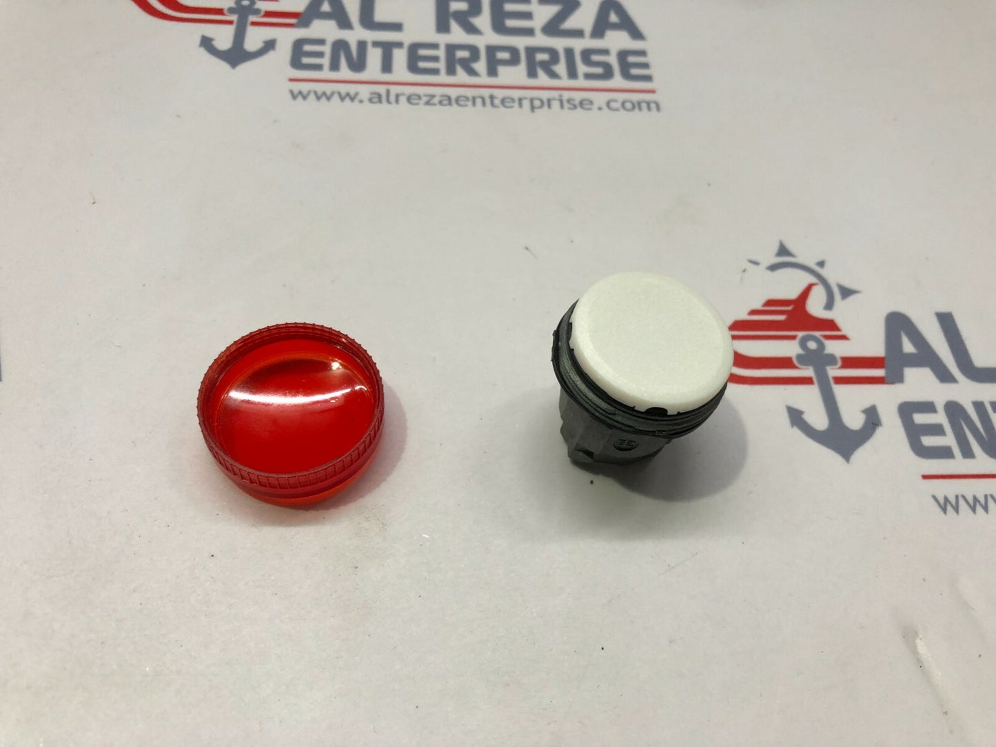TELEMECANIQUE SE ZB4BV04 RED PILOT LIGHT 35420 LOT OF 4 UNIT
