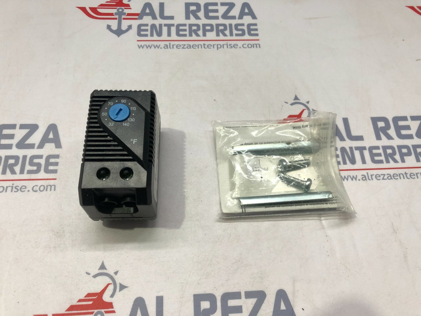 HOFFMANN ATEMNO THERMOSTAT 01145.9-00 120/250VAC