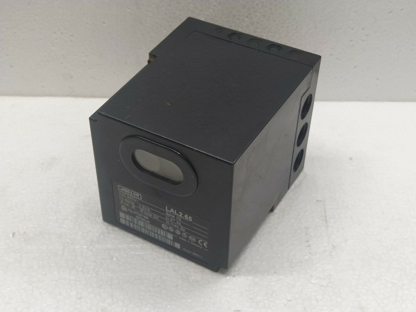 Landis & GYR LAL2.65 Oil Burner Controller 220-240V LAL 2.65