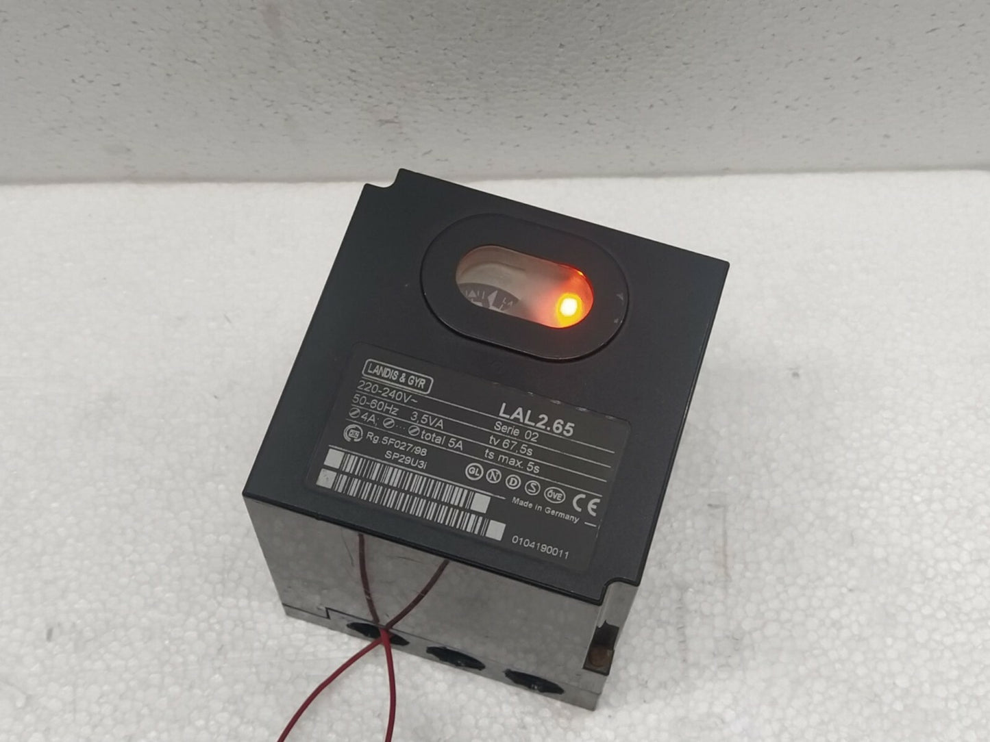 Landis & GYR LAL2.65 Oil Burner Controller 220-240V LAL 2.65