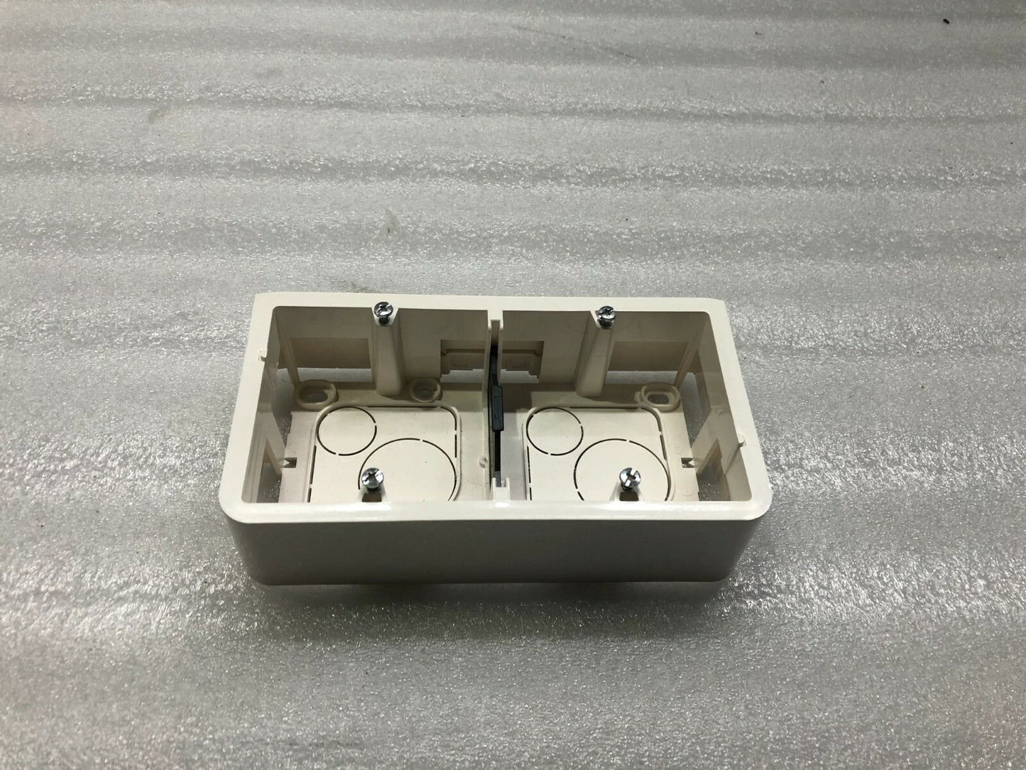LEGRAND 802 85 SURFACE MOUNTING BOX LOT OF 9 UNIT