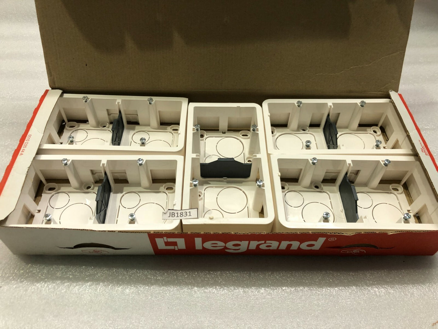 LEGRAND 802 85 SURFACE MOUNTING BOX LOT OF 9 UNIT