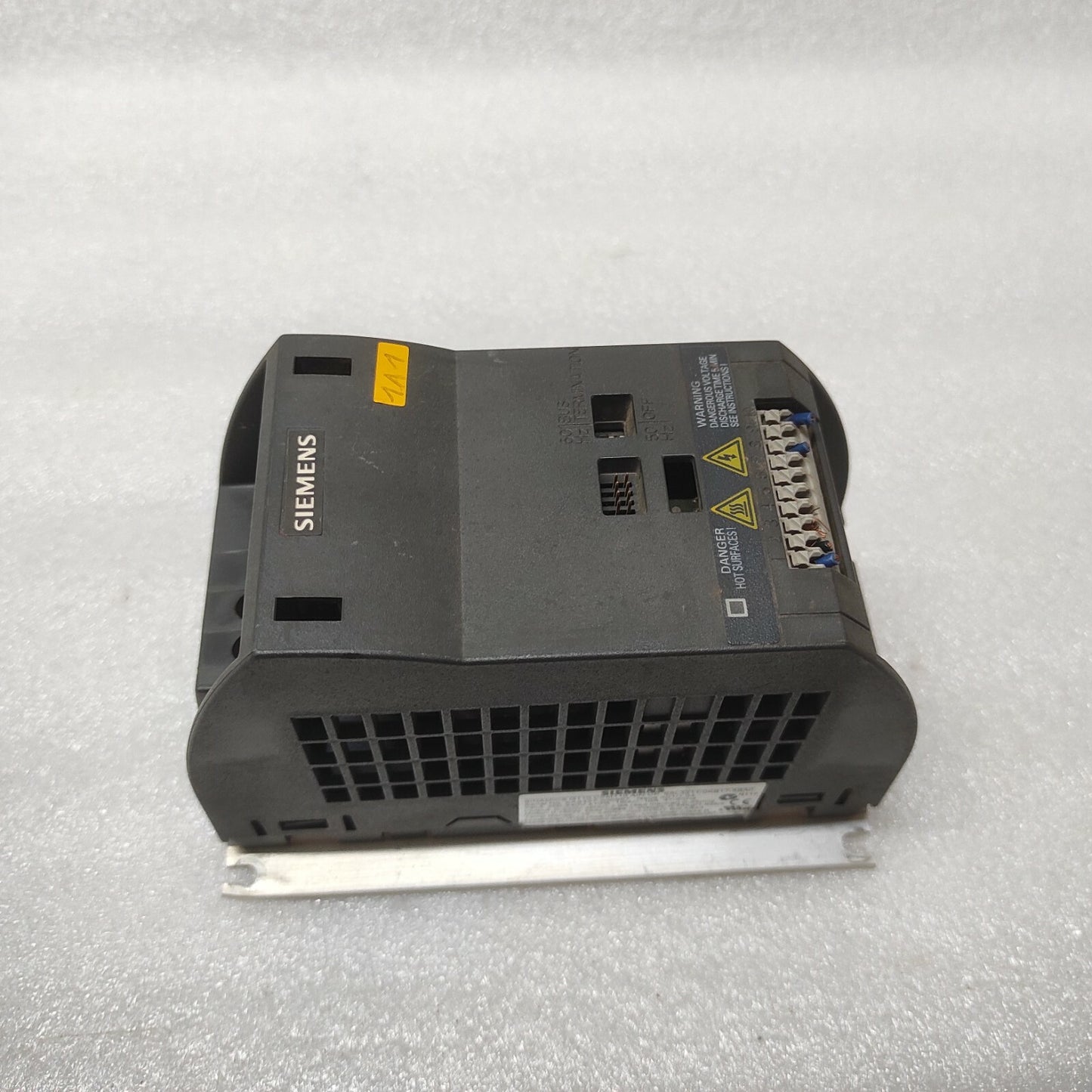 SIEMENS SINAMICS G110 CPM110 0.75kW DRIVE 6SL3211-0KB17-5BA0 200-240V