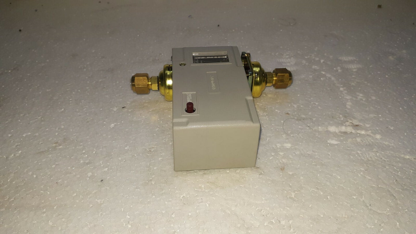Saginomiya ONS-C106 Lube-Oil Protection Controls 004181