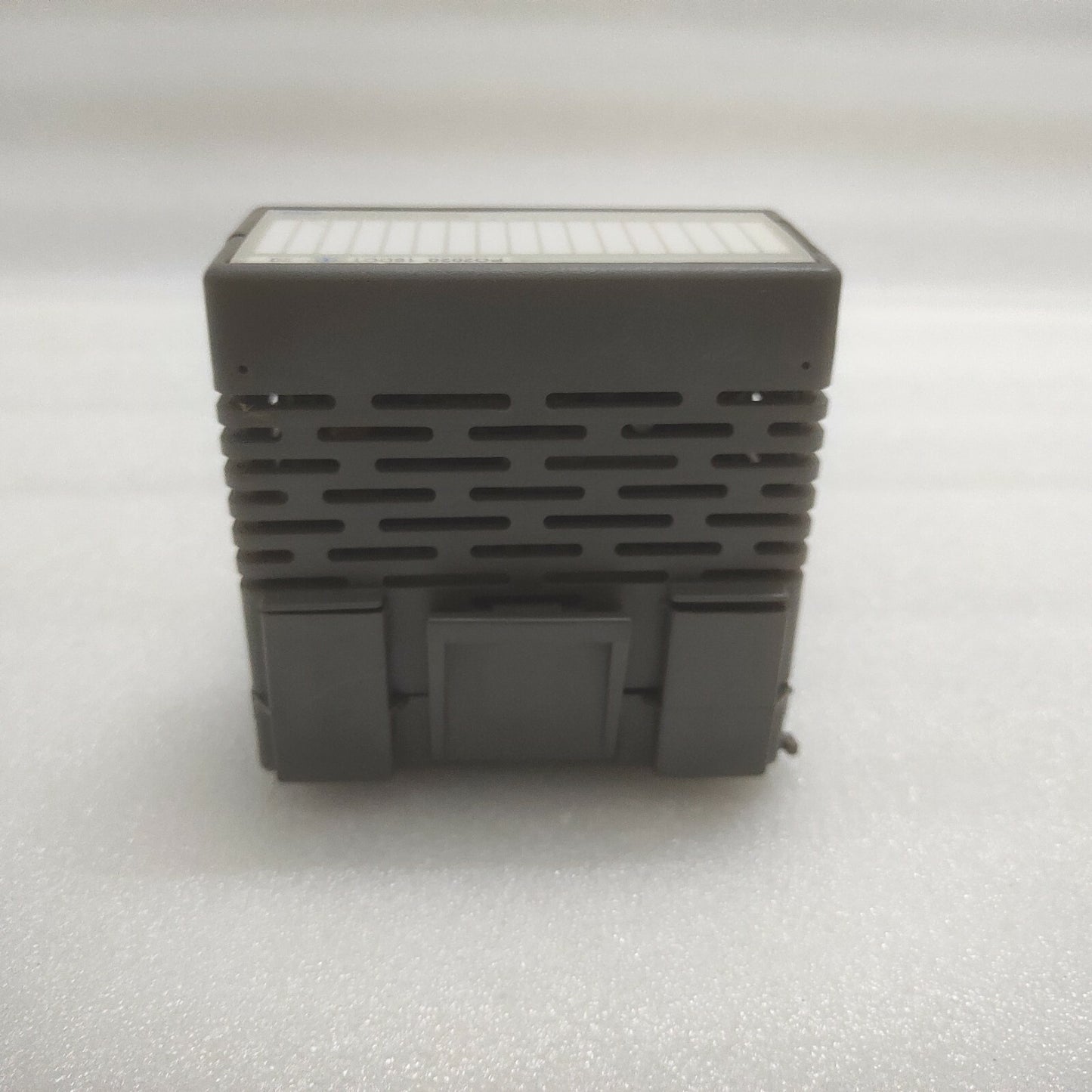 ALTUS PO2020 24 VDC 16 DO TRANSISTOR OPTO MODULE 66.009.400-1