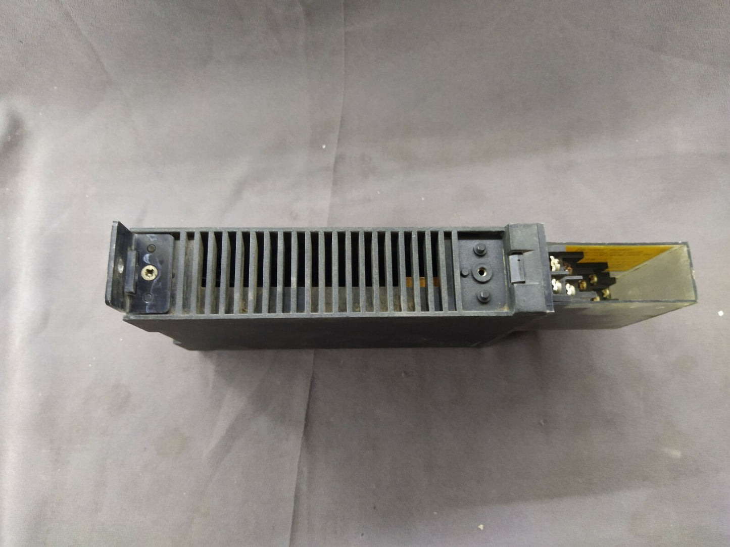 Yamatake J-SSP60X-2X-0 Controller JSSP60X2X0 24V DC