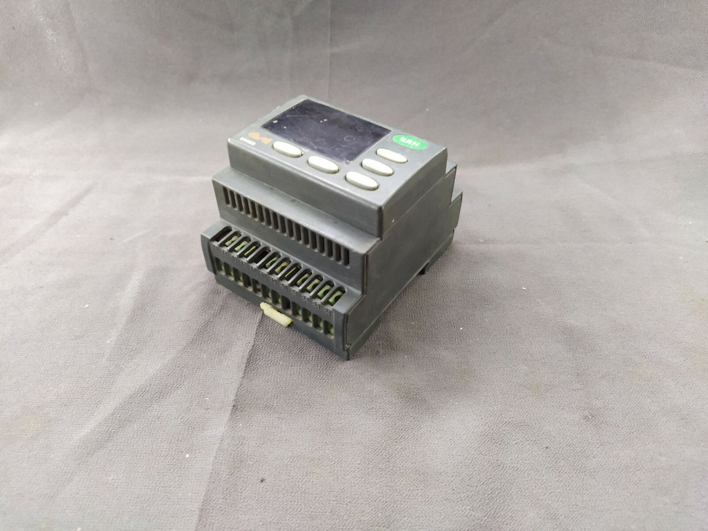Eliwell DR4020 Universal DIN Thermoregulators E4D12I0XBN700 95-240V AC