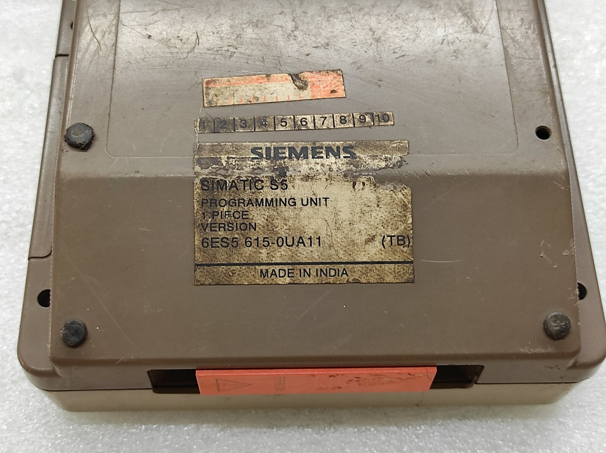 SIEMENS SIMATIC PG 615 OPERATOR PANEL 6ES5 615-0UA11