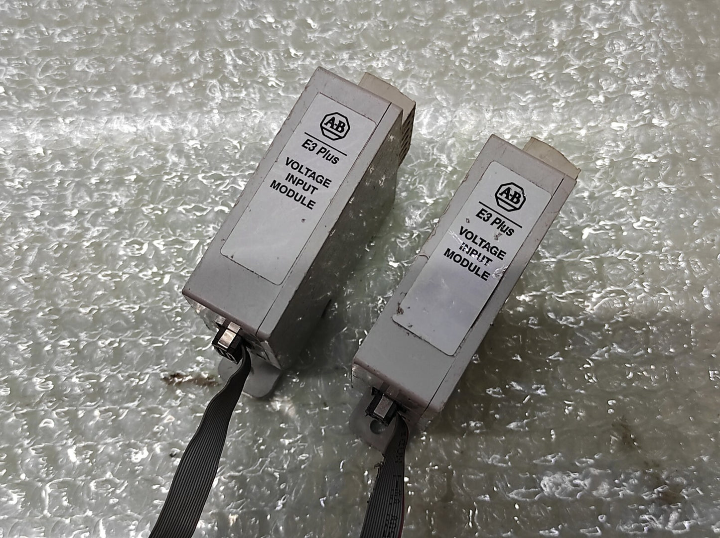 ALLEN BRADLEY E3 PLUS CAT 193-NVEC5VIM VOLTAGE INPUT MODULE