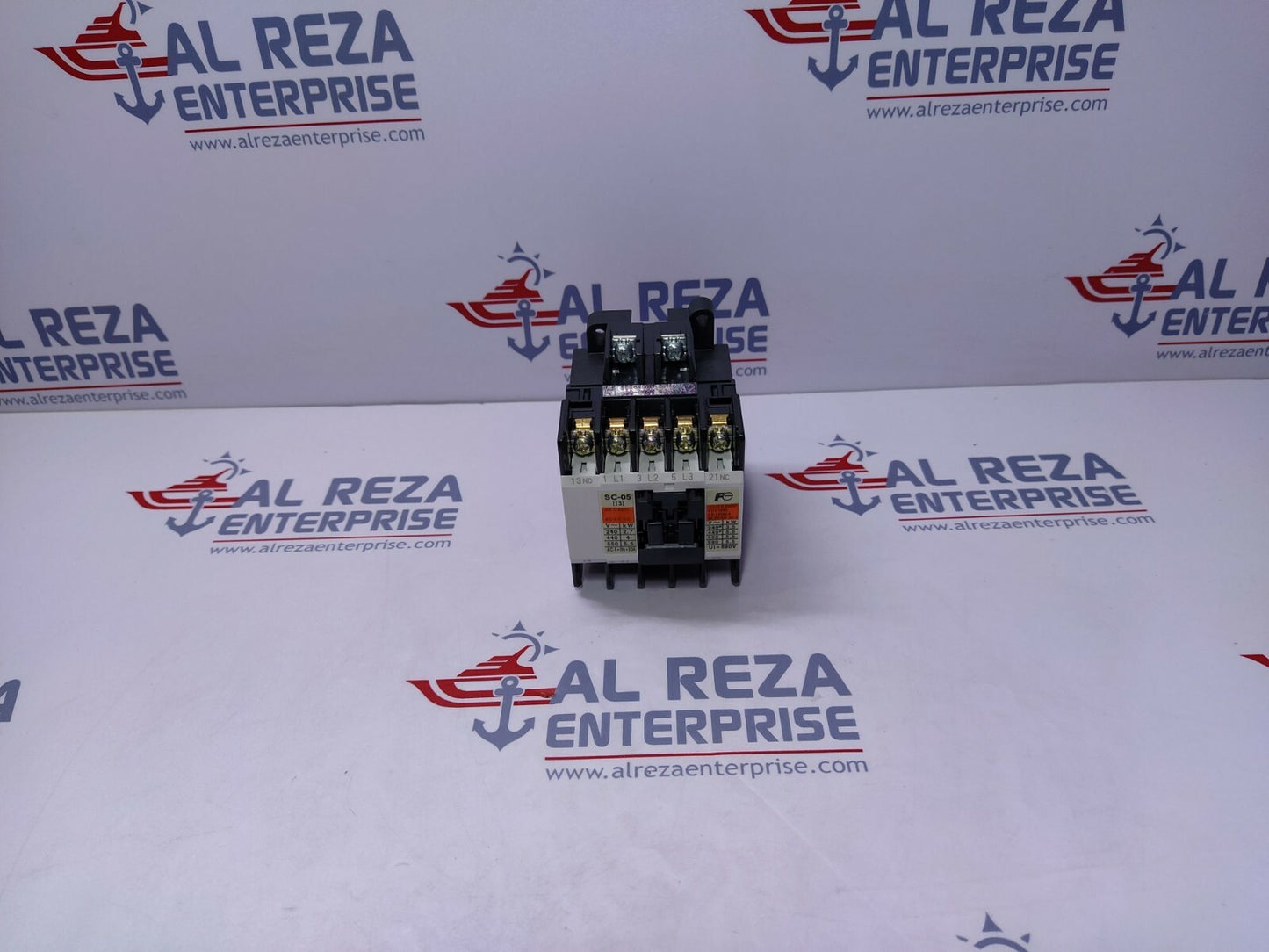 Fuji SC-05 (13) Magnetic Contactor 20A Coil Voltage 400-440V 4NC0G0-11