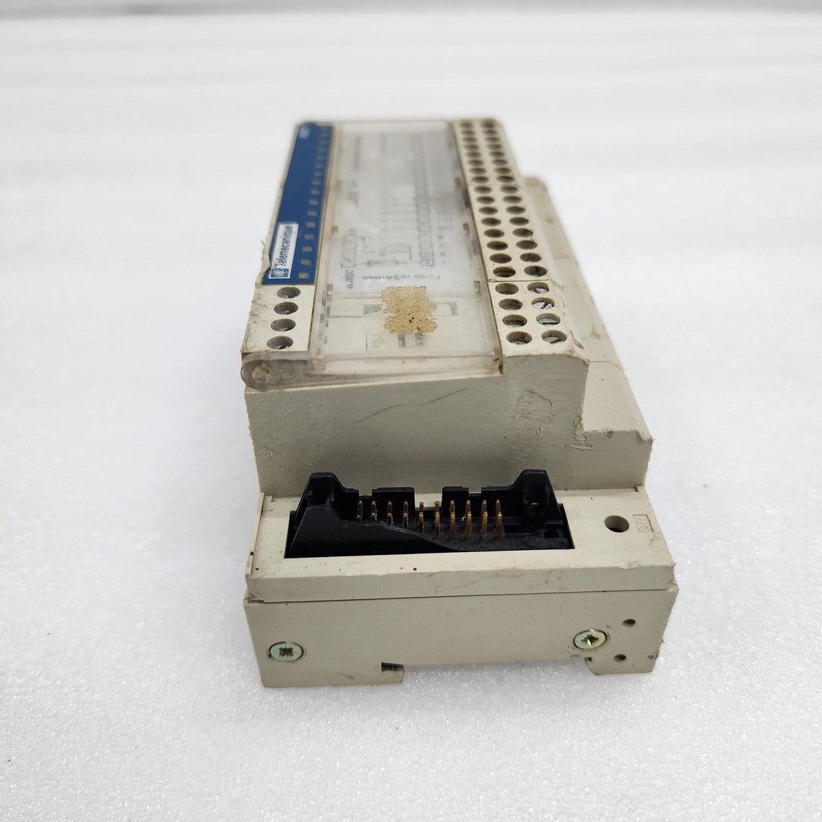 TELEMECANIQUE ABE7-H16R11 I/O SUB BASE