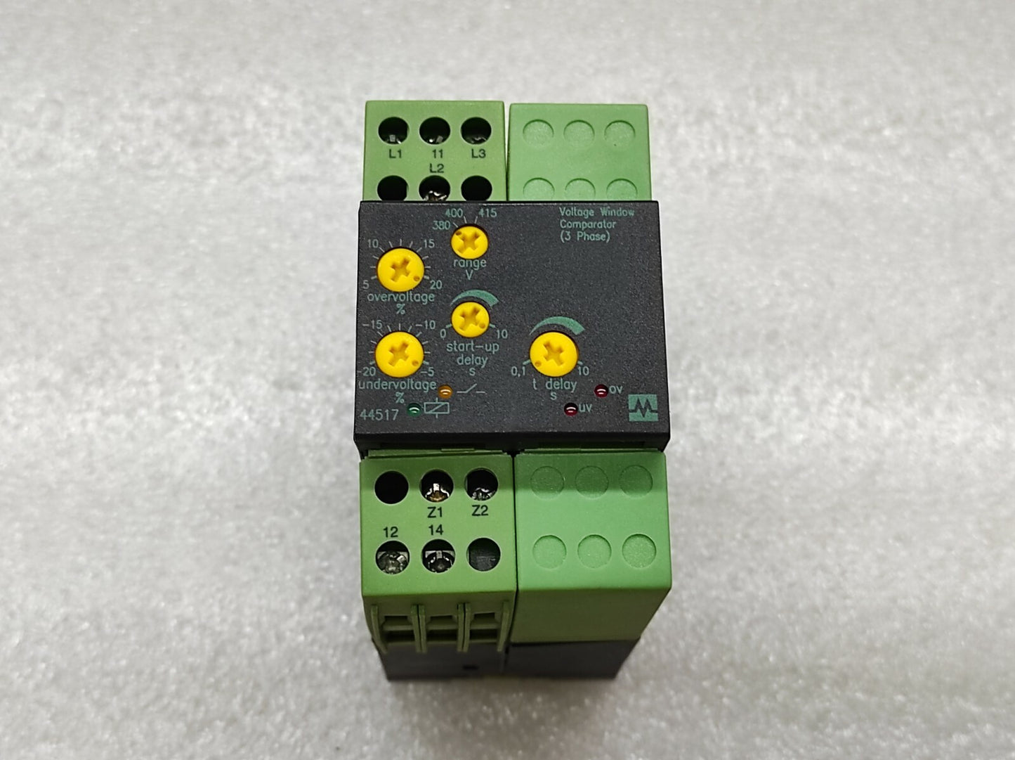 MURR ELEKTRONIK 44517 3-PH VOLTAGE WINDOW COMPARATOR