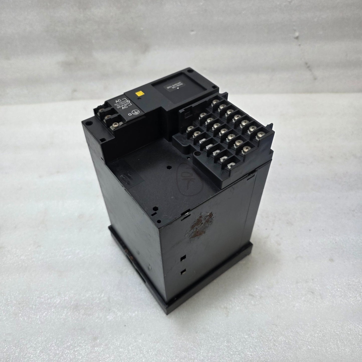 FUJI ELECTRIC PHC33003-EA0YV STRIP CHART RECORDER | 100MM INKJET | 200-240V