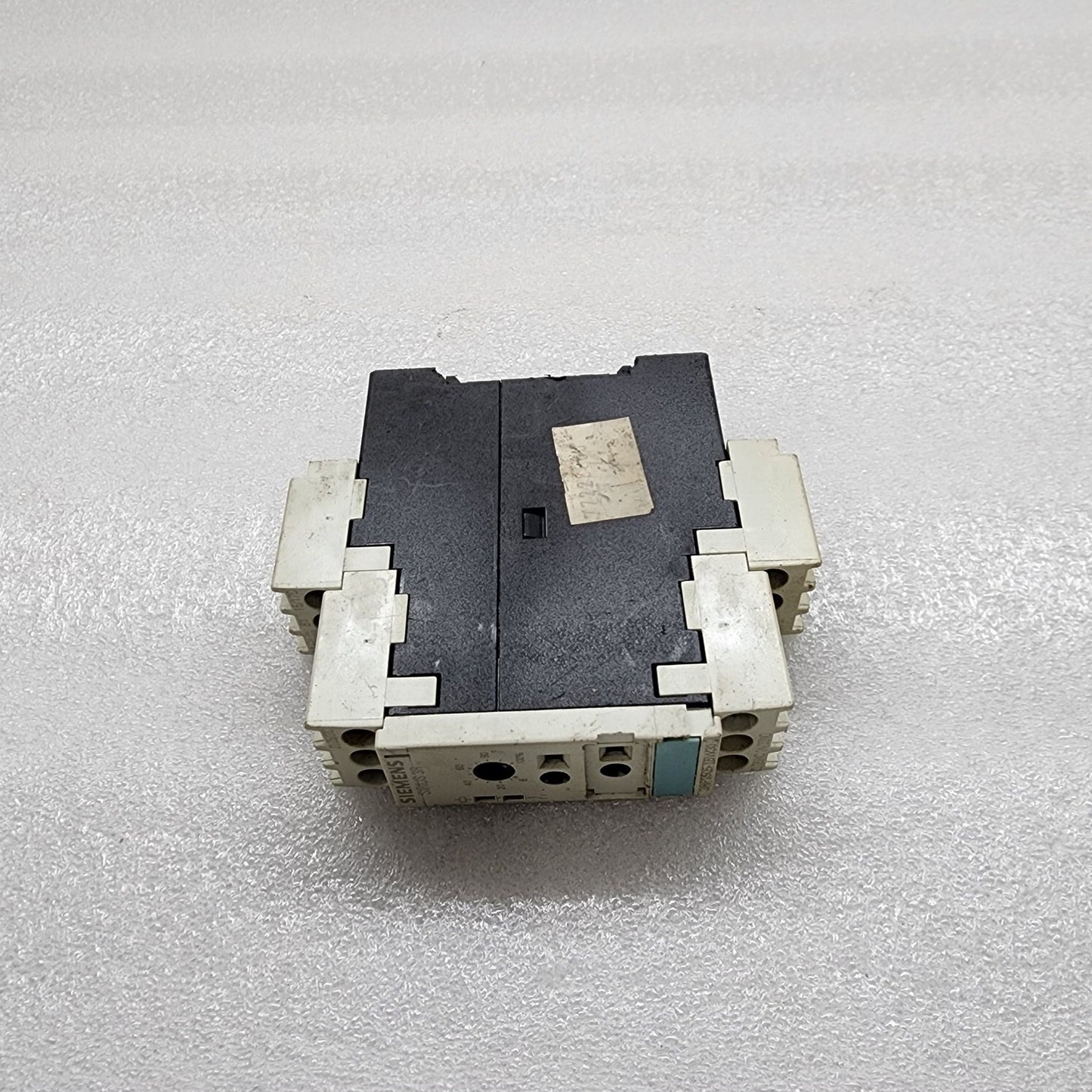 SIEMENS 3RP1505-1BW30 MULTI-FUNCTION TIME RELAY
