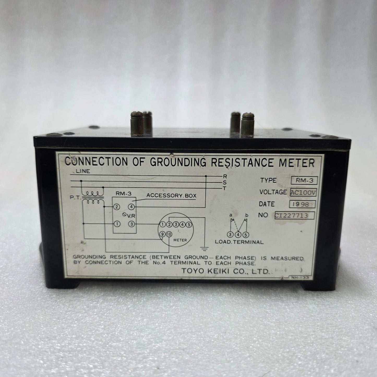 TOYO KEIKI RM-3 GROUNDING RESISTANCE METER, AC 100V, INDUSTRIAL EARTH RESISTANCE