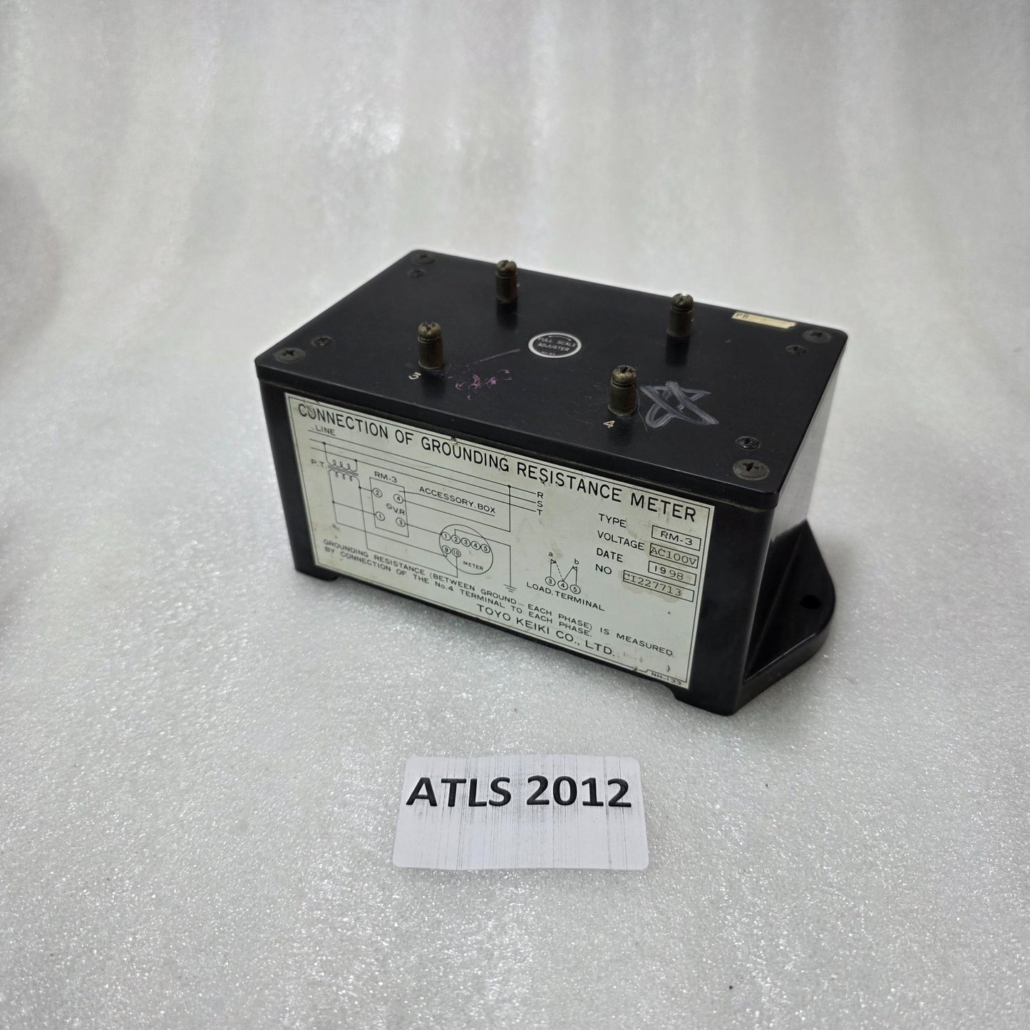 TOYO KEIKI RM-3 GROUNDING RESISTANCE METER, AC 100V, INDUSTRIAL EARTH RESISTANCE