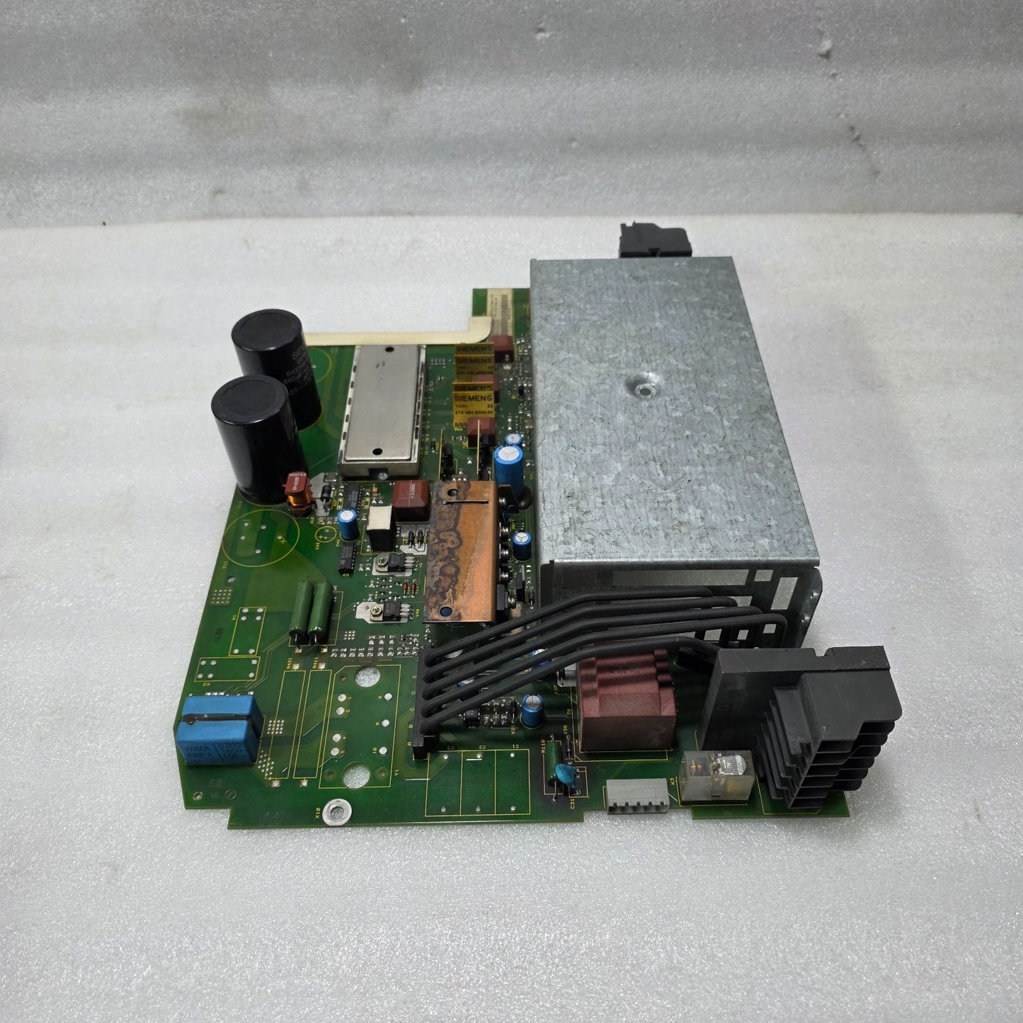 SIEMENS 6SE7016-1TA84-1HF0 SIMOVERT MASTERDRIVES DRIVE MODULE | 475.9120.00