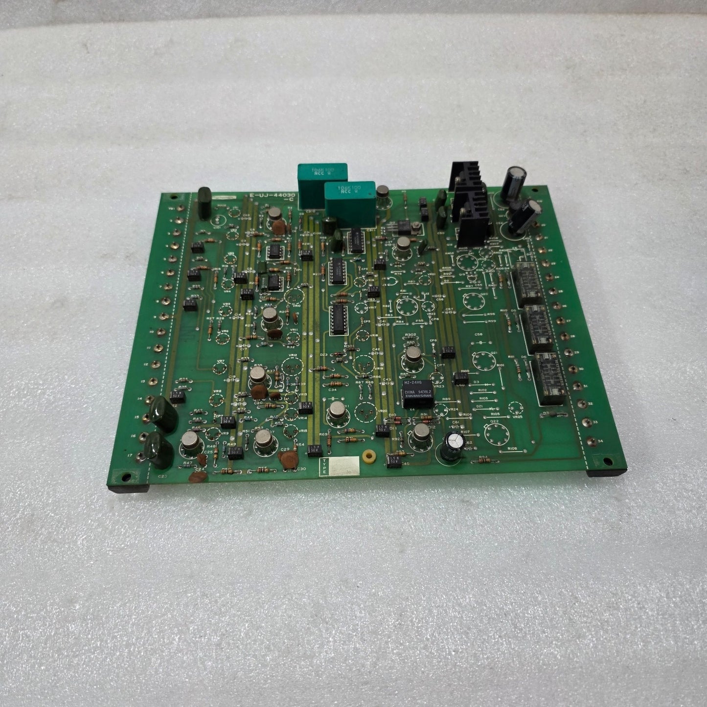 SAGINOMIYA E-UJ-44030-C CONTROL CIRCUIT BOARD | INDUSTRIAL AUTOMATION