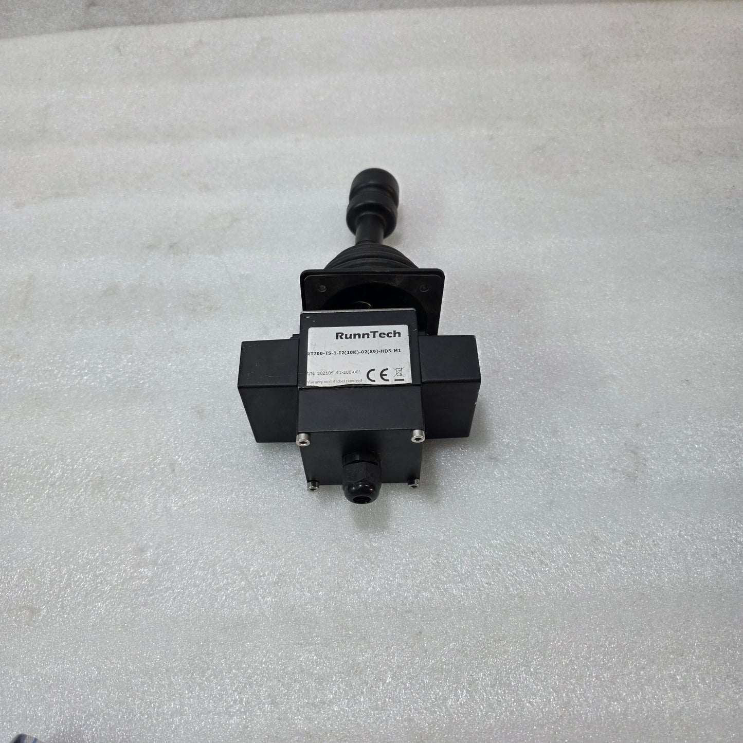 RUNNTECH RT200 INDUSTRIAL JOYSTICK CONTROLLER | RT200-TS-1-I2(10K)-02(89)-HD5-M1