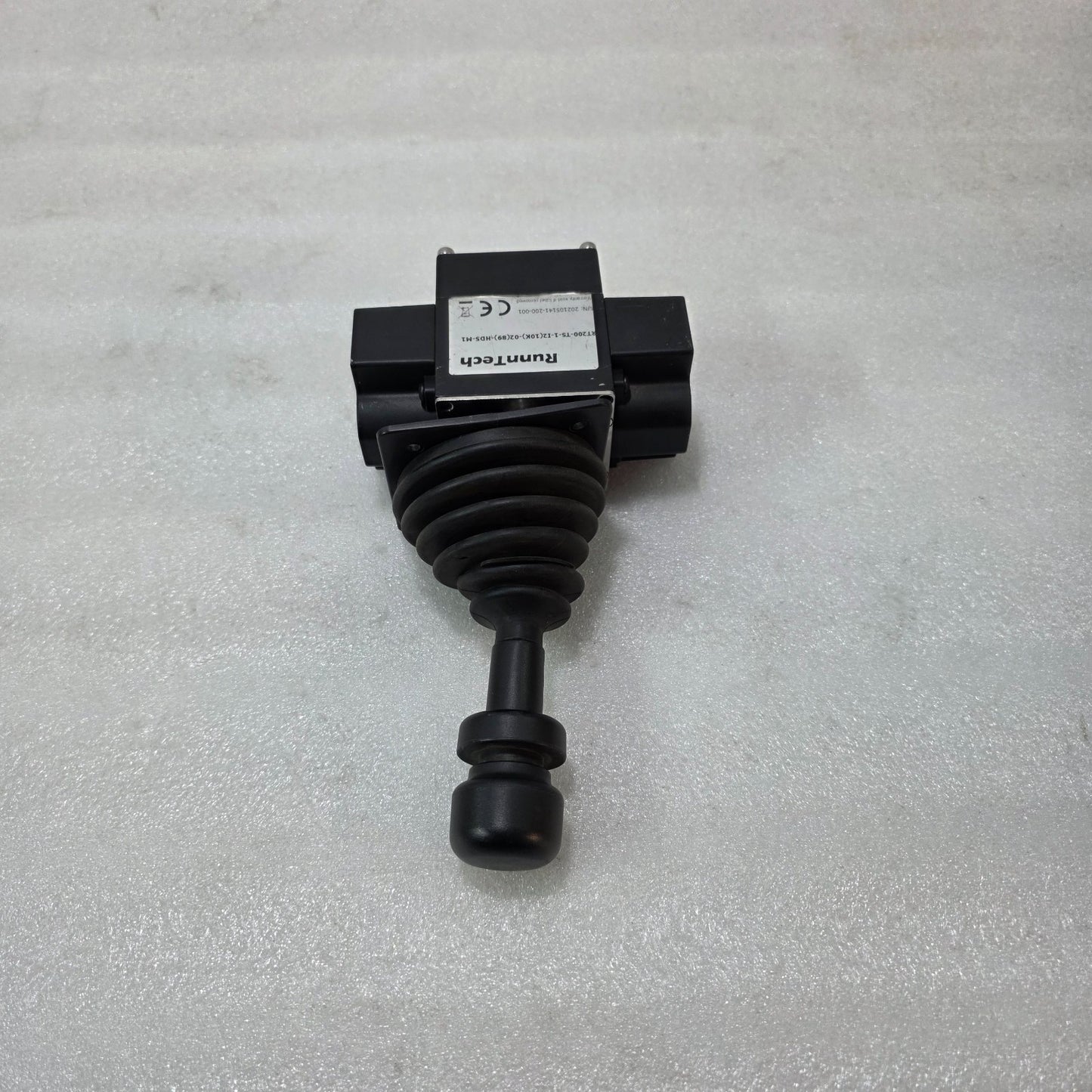 RUNNTECH RT200 INDUSTRIAL JOYSTICK CONTROLLER | RT200-TS-1-I2(10K)-02(89)-HD5-M1