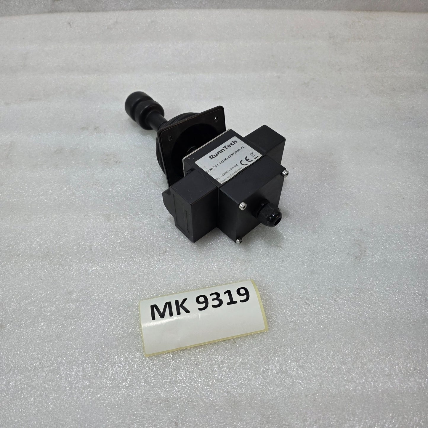 RUNNTECH RT200 INDUSTRIAL JOYSTICK CONTROLLER | RT200-TS-1-I2(10K)-02(89)-HD5-M1