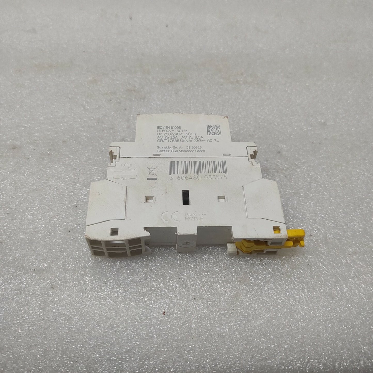 SE CS 30323 ICT 25A 220V CONTACTOR