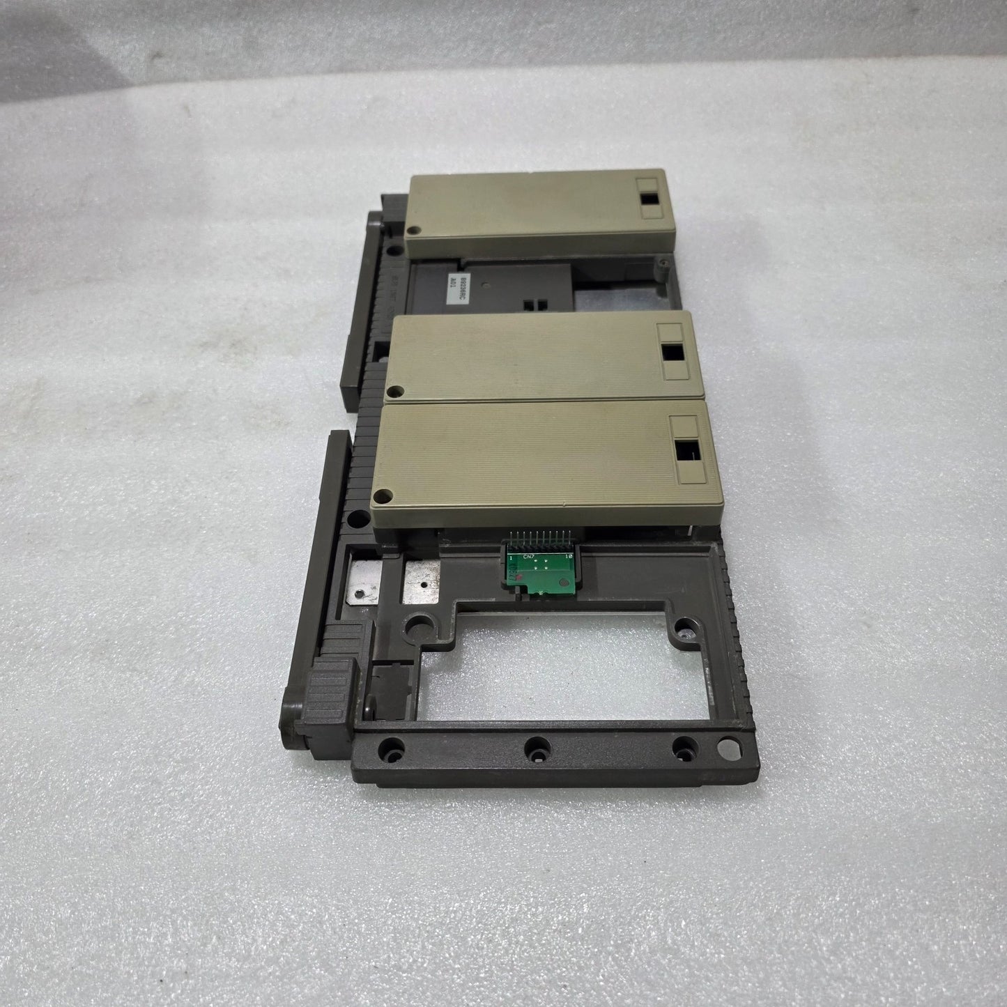 INDUSTRIAL CONTROL MODULE BASE UNIT B9236RC A01 | RACK MOUNT BACKPLANE ASSEMBLY