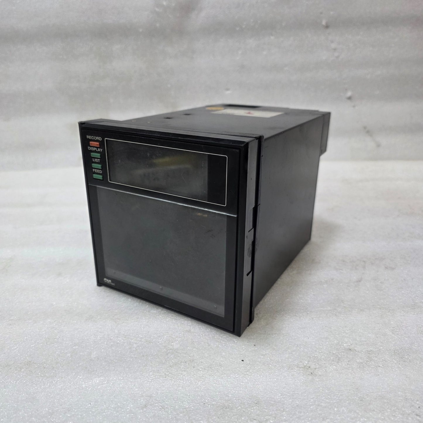 FUJI ELECTRIC PHC33003-EA0YV STRIP CHART RECORDER | 200-240V | 100MM INKJET RECO