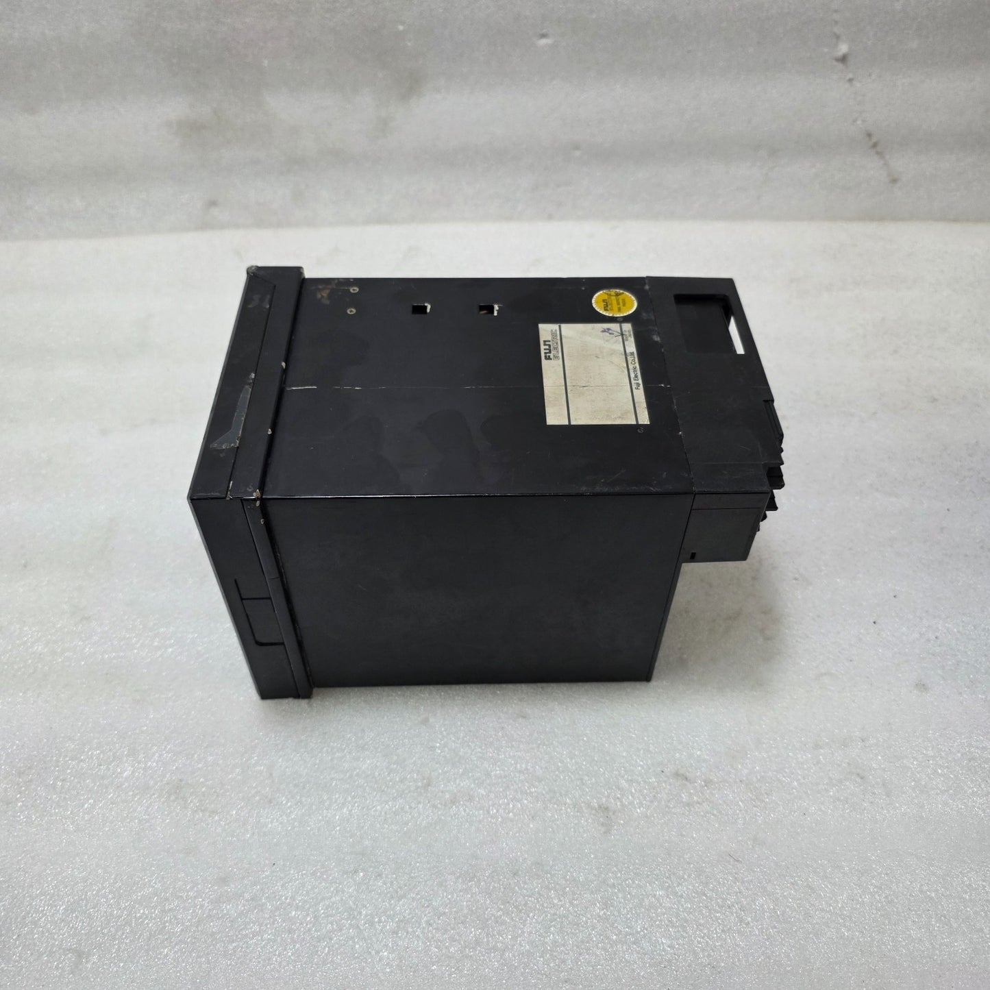 FUJI ELECTRIC PHC33003-EA0YV STRIP CHART RECORDER 200-240V