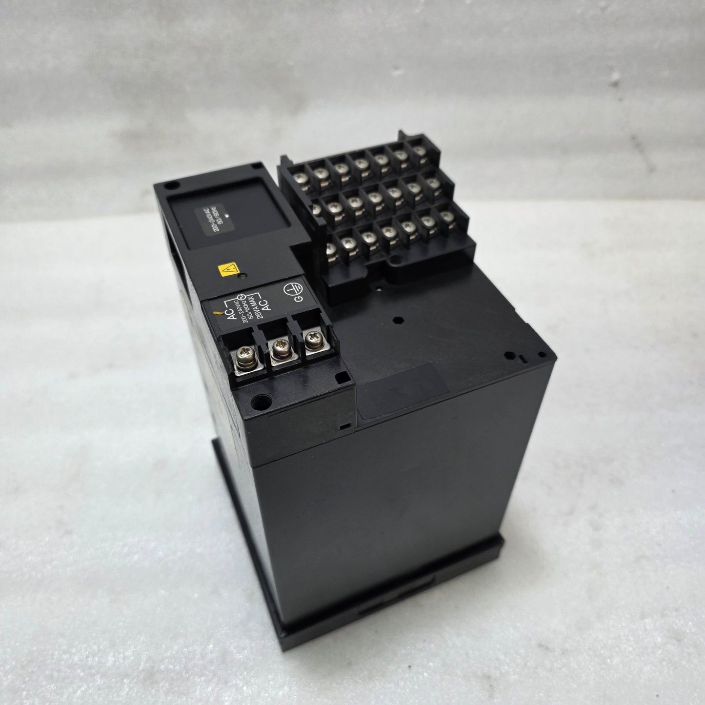FUJI ELECTRIC PHC33003-EA0YV STRIP CHART RECORDER | 200-240V | 100MM INKJET RECO