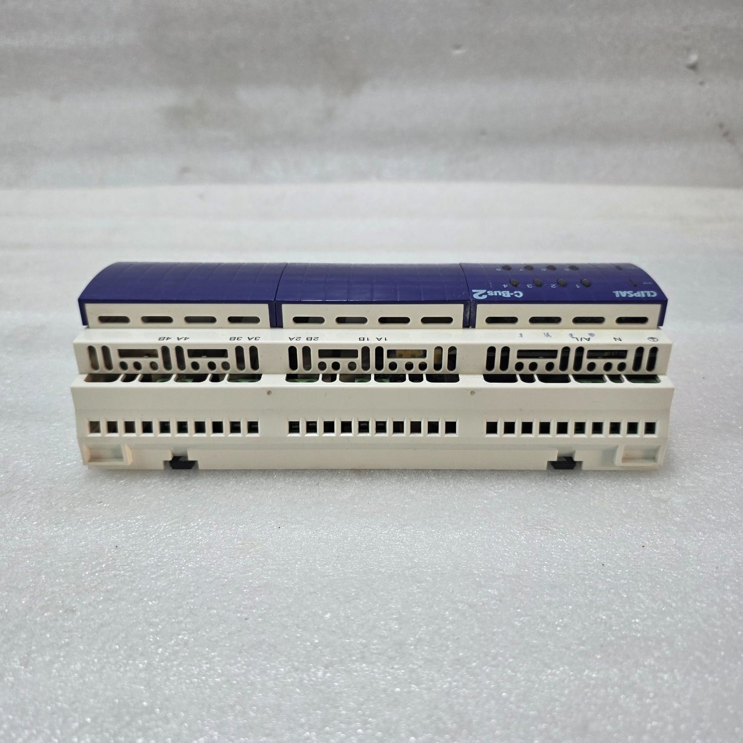 CLIPSAL C-BUS 2 L5508RVF 8 CHANNEL VOLTAGE FREE RELAY | 240V AC 10A